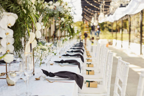 leave a lasting impression with a well laid out table